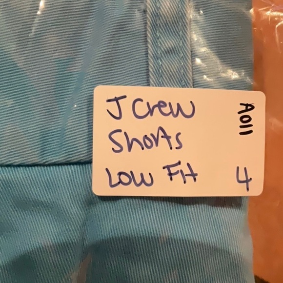 J Crew Blue Low Fit Shorts Size 4 5” Inseam - Picture 9 of 9